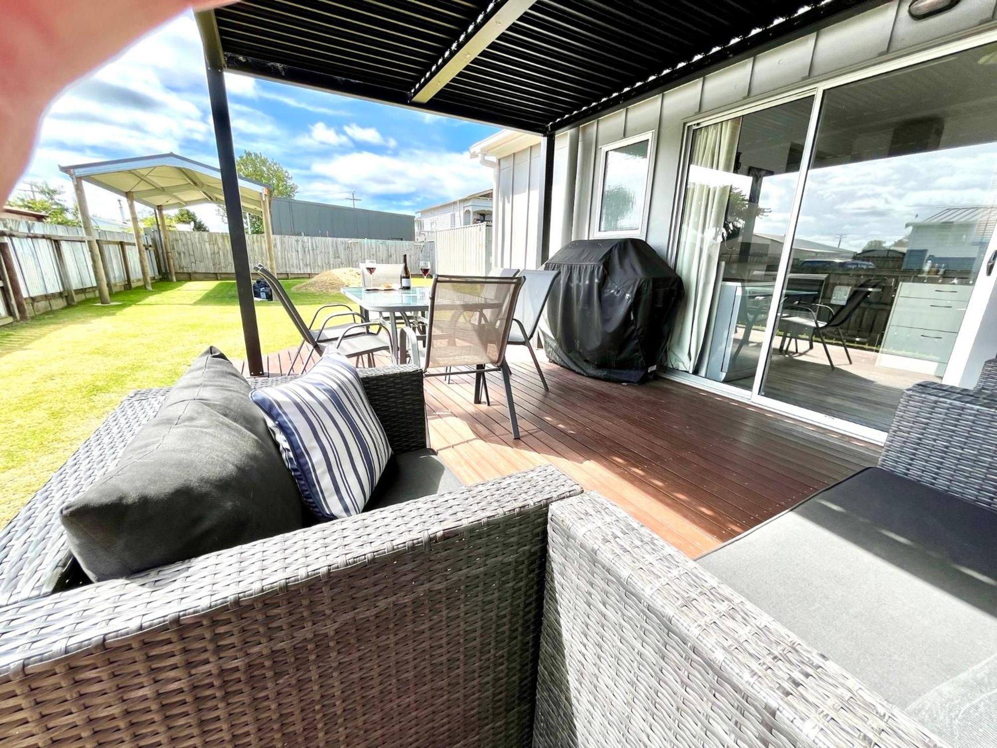 Lake Life With A Hot Tub Villa Mangakino Exterior photo